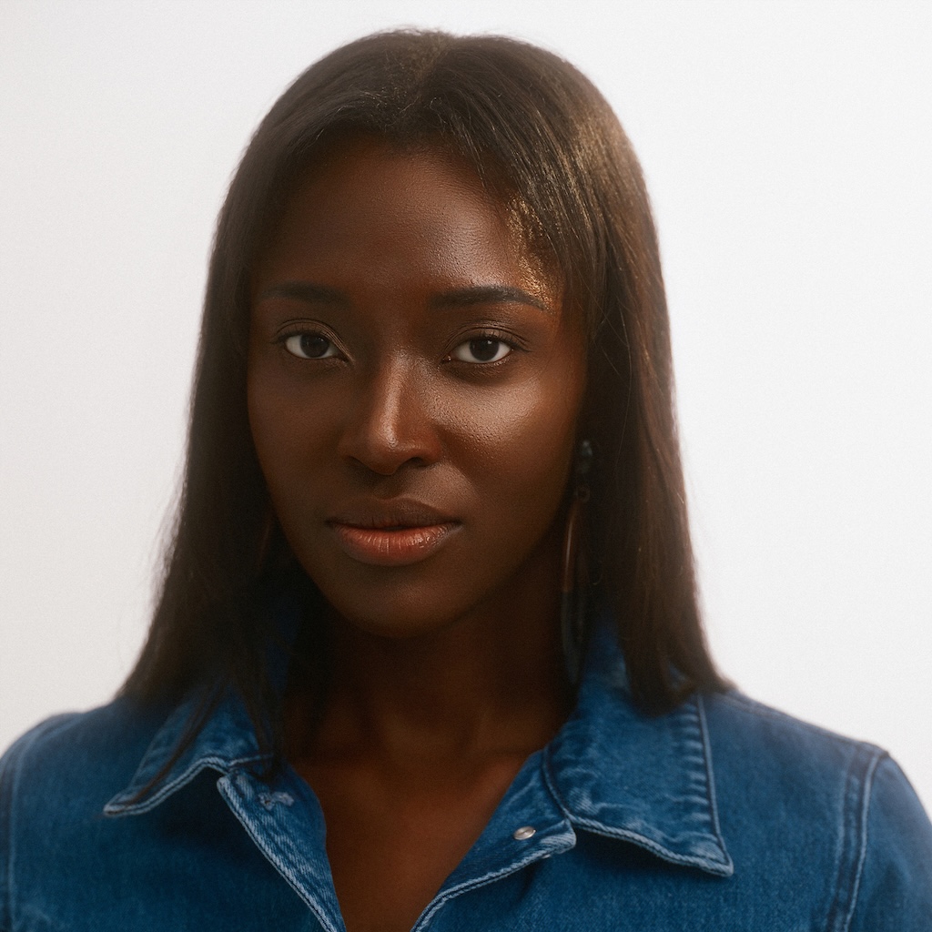 Tracy Yolaine Ngot - Professional Portrait